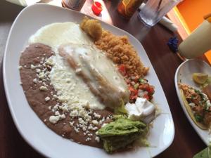 Maracas Palm Springs Mexican Chile Relleno
